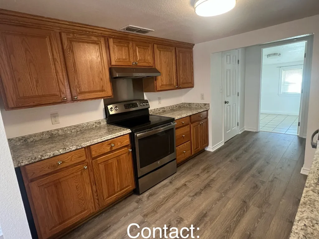 Rental Property kitchen at 1001 S Morris in Gainesville, TX, Integrity CPAC Investments LLC