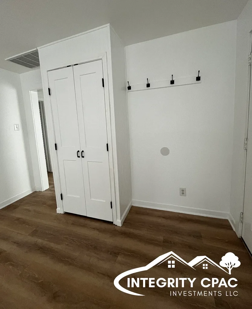 1810 Refinery entry, white coat closet and coat hooks